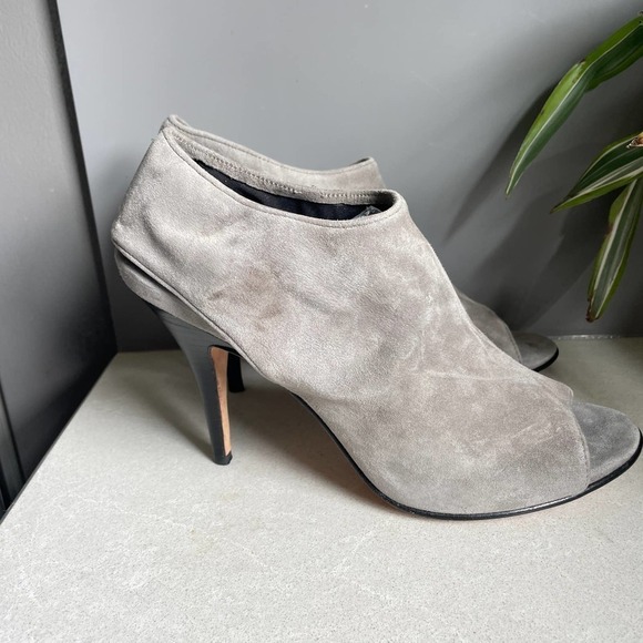 Cole Haan Suede Peep Toe Bootie 11 Gray Heel Shoetie Boot - Picture 7 of 9